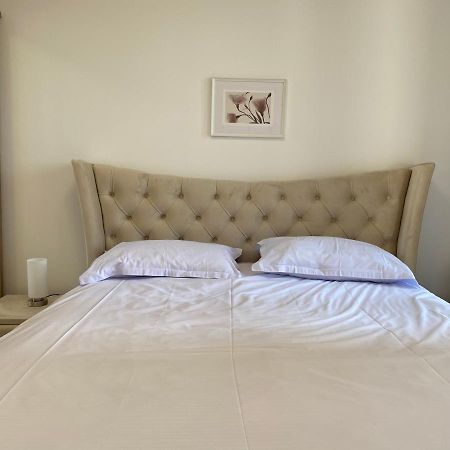 Magheru Cozy New Apartament 2 Rooms Bukarest Kültér fotó