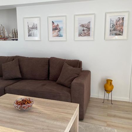 Magheru Cozy New Apartament 2 Rooms Bukarest Kültér fotó